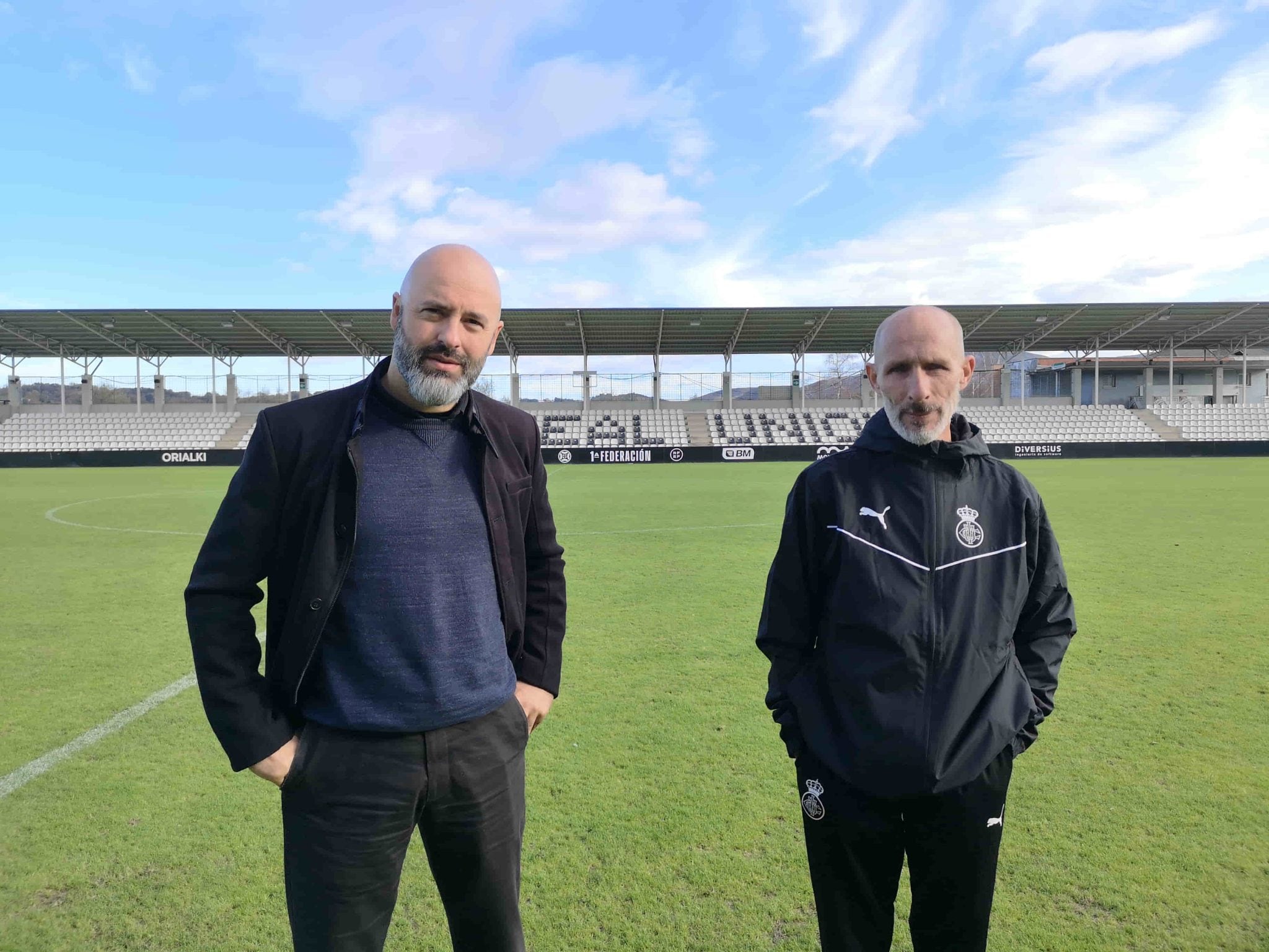 David Movilla con su hombre de confianza, Borja Agirretxu, en el Stadium Gal