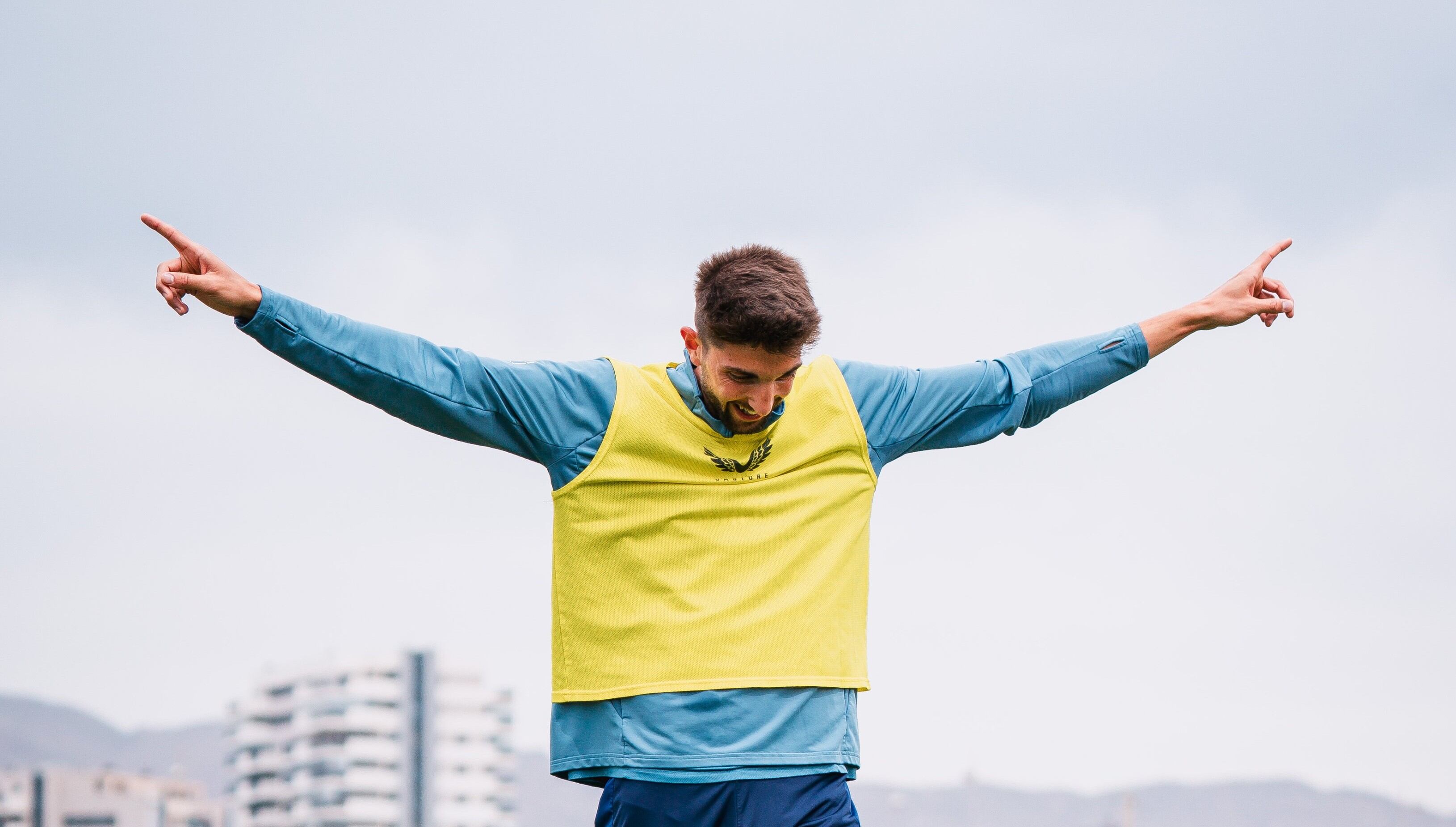 En el campo Anexo del Estadio de los Juegos Mediterráneos pensando en la final ante el Racing de Santander.