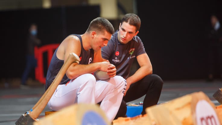 Entrevista al aizkolari Iker Vicente