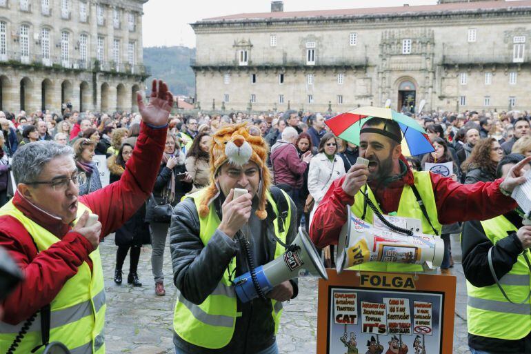Funcionarios de la justicia en una manifestación en Santiago