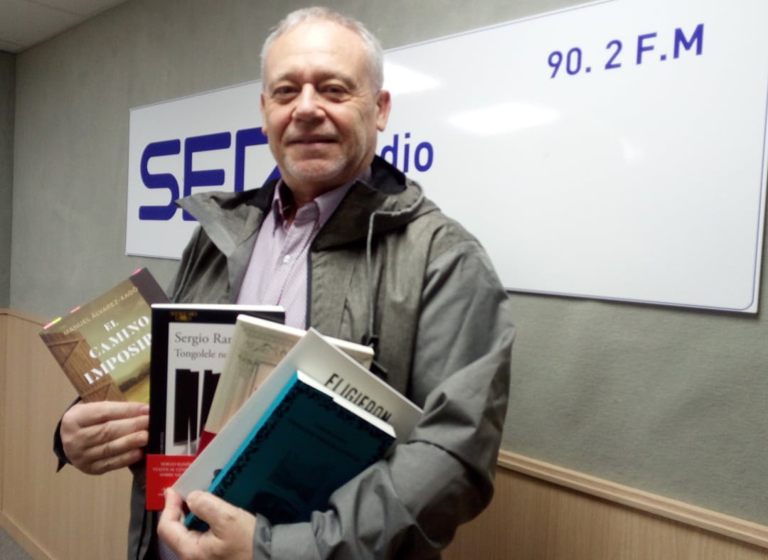 Juan Vera, coordinador del ciclo &quot;Elda, Ciudad de Lectura&quot; 