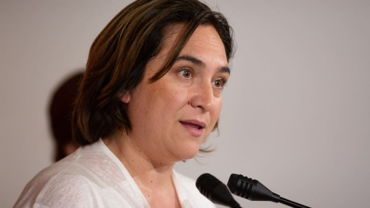 Ada Colau constata que el tripartito con ERC y el PSC es imposible