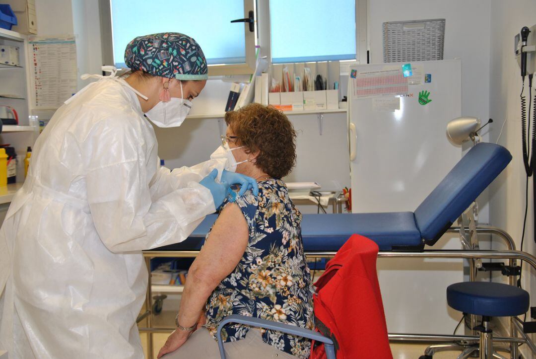 Vacunación con Janssen en un centro de salud de la Comunitat Valenciana