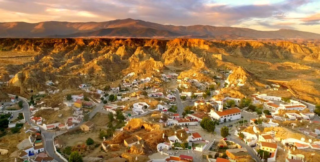 Territorio cueva en el norte provincial