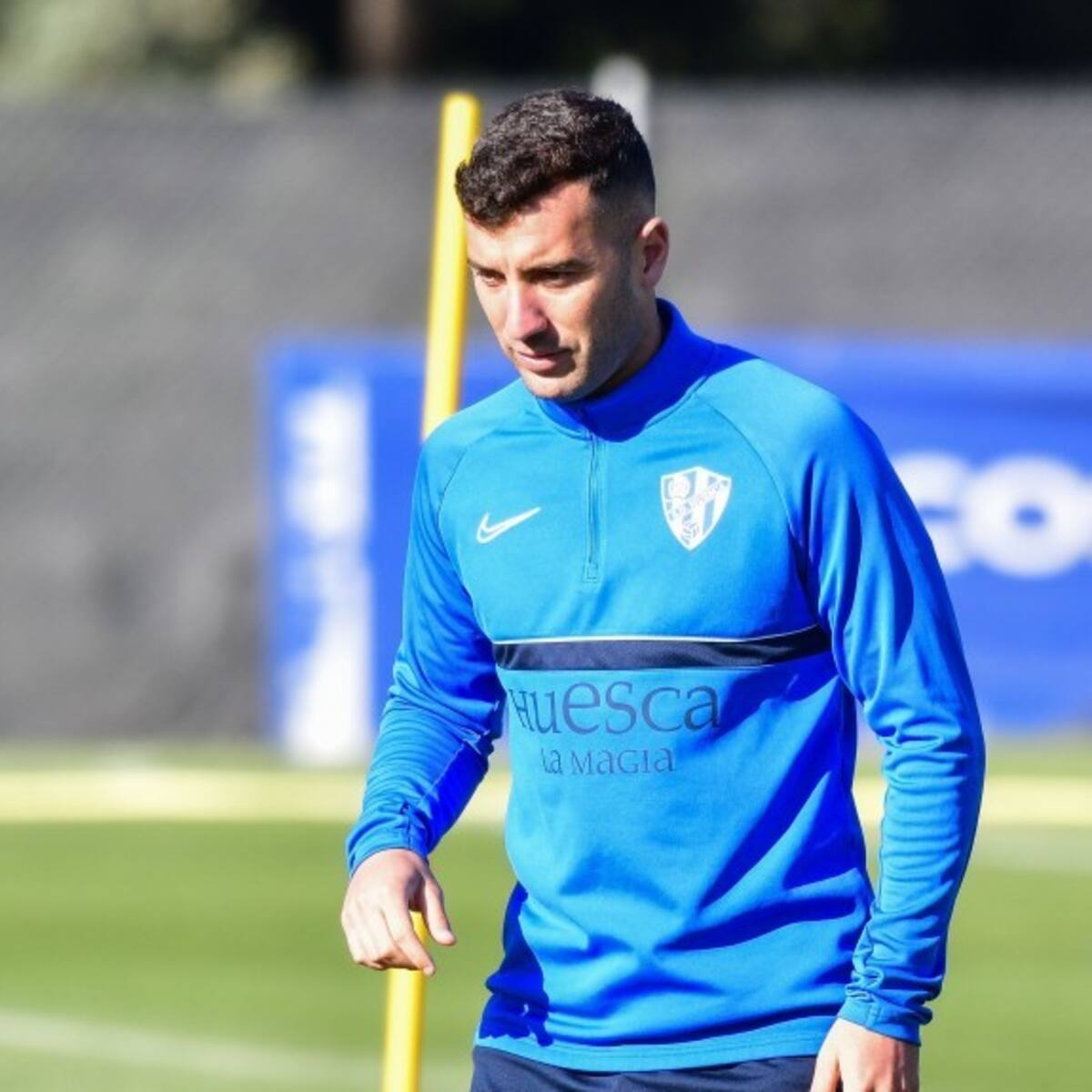 Borja García rescinde su contrato con la SD Huesca y no habrá más fichajes