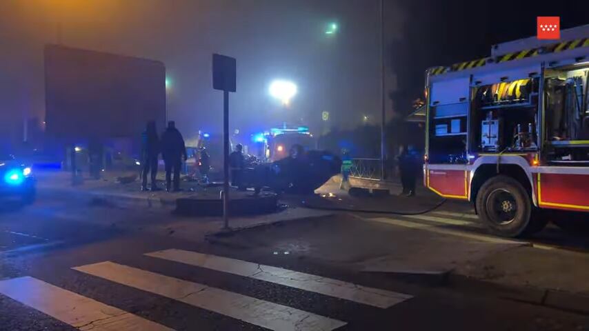 El suceso ocurría tras colisionar su vehículo contra una isleta y volcar en la conexión de la calle Carpinteros con la M-406 y Paseo de John Lennon, en Getafe.