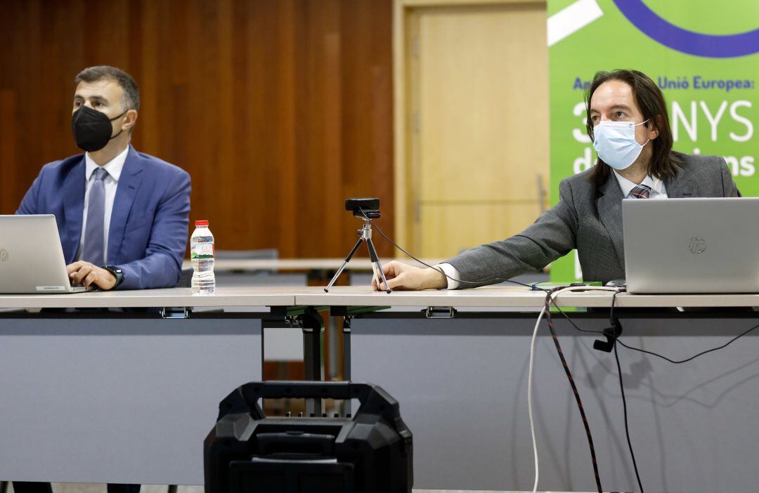 El secretari d'Estat d'Afers Europeus, Landry Riba, durant la trobada amb representants de la UE aquest dimarts.