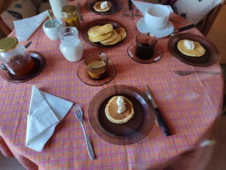 Tortitas para desayunar obsequio de una familia de Prado, Zamora