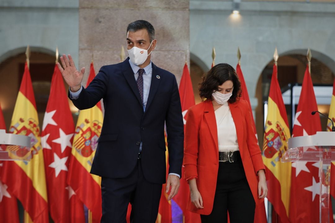 El presidente del Ejecutivo, Pedro Sánchez y la presidenta de la Comunidad de Madrid, Isabel Díaz Ayuso