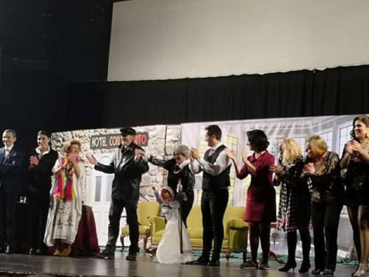 "Que surjan tantos grupos de Teatro en plena crisis cultural es un buen estímulo"