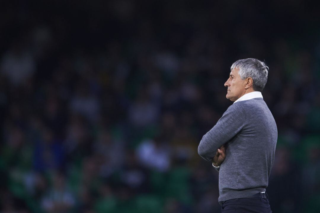 Quique Setién durante uno de sus encuentros al frente del Betis