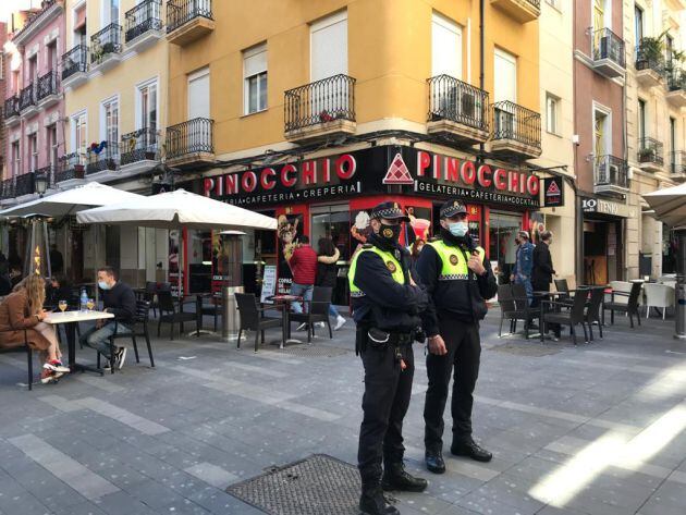 Control policial en la calle Castaños