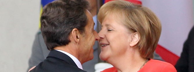 Merkel y Sarkozy durante su encuentro en Berlín