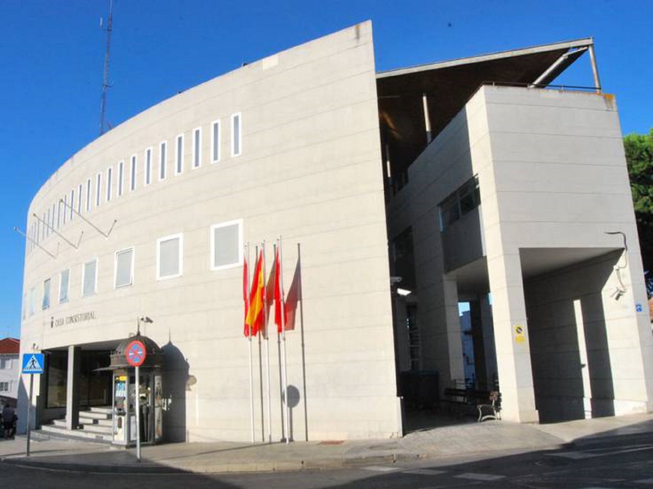 Exterior del Ayuntamiento de Parla