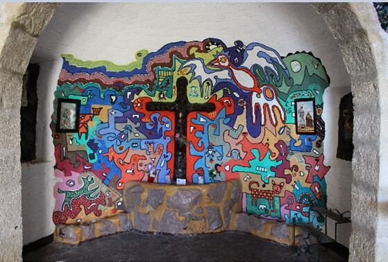 Las pinturas realizadas por Jesús Cees en la ermita de Sant Cristòfol d'Alcoi.