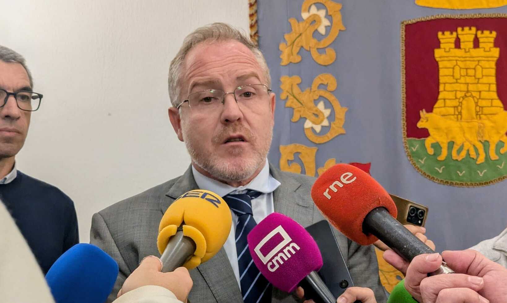 José Antonio Carrillo, concejal socialista en Talavera, comparece tras la Comisión de Seguimiento del AVE