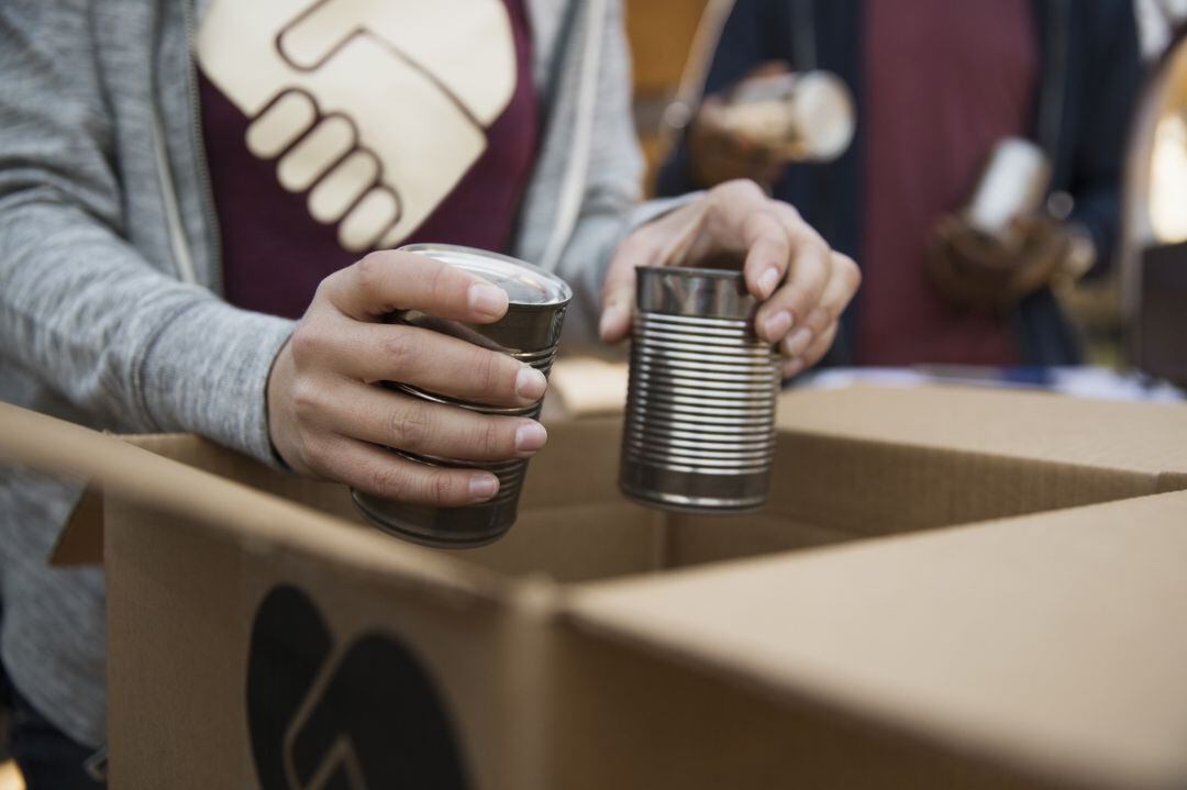 Recogida de alimentos (Archivo)