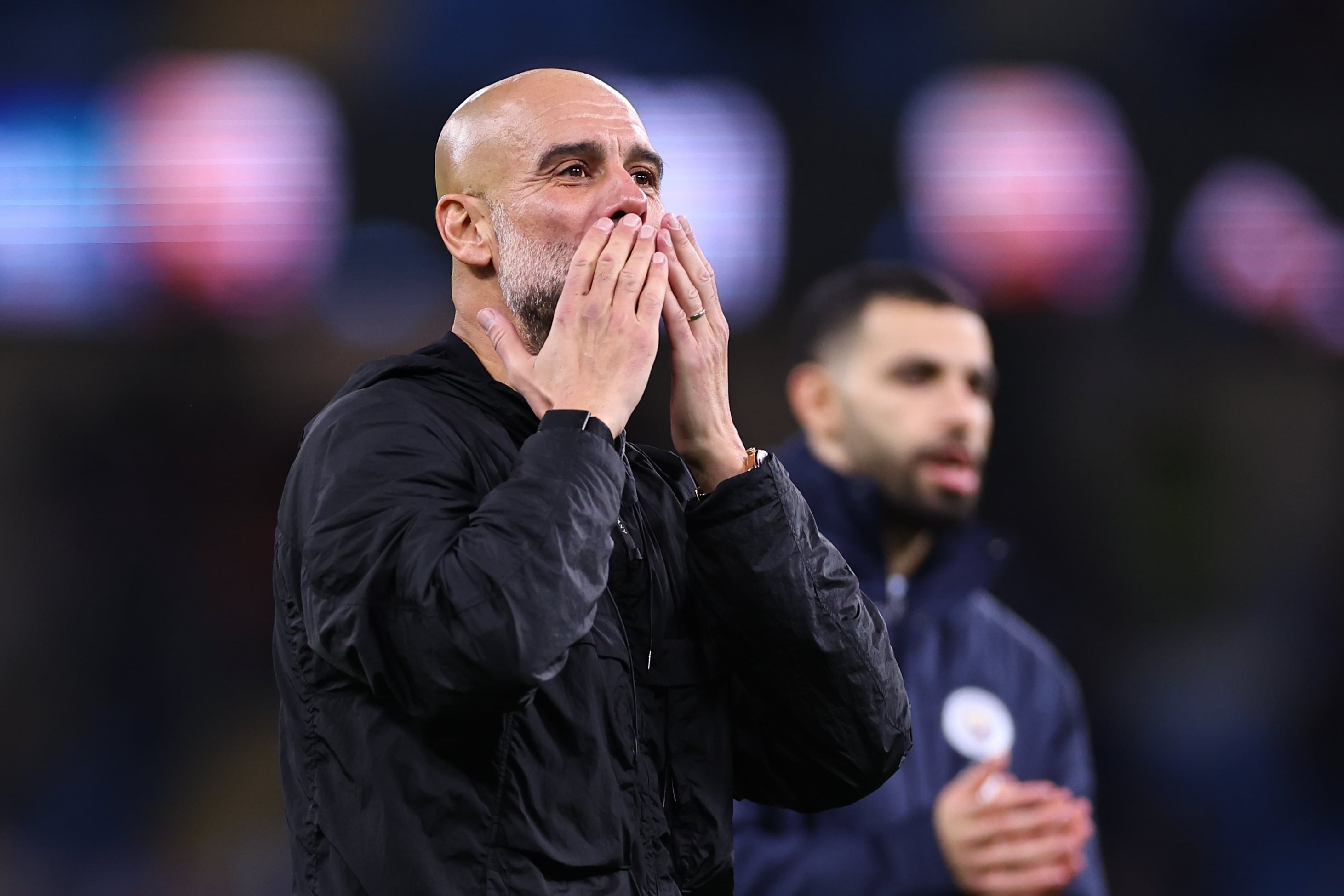 Pep Guardiola celebra el triunfo del Manchester City al Liverpool