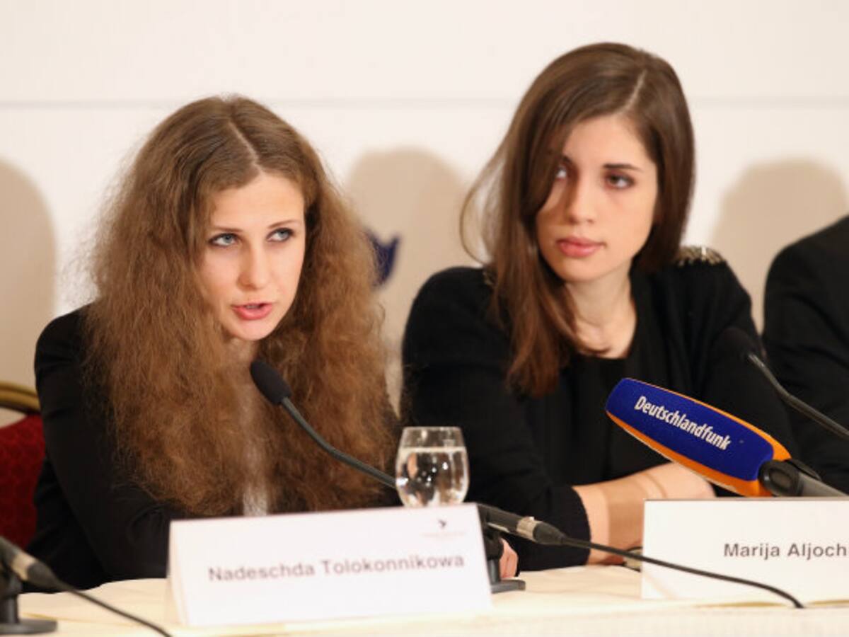 Detienen en Sochi a las integrantes de Pussy Riot, Aliojina y Tolokónnikova