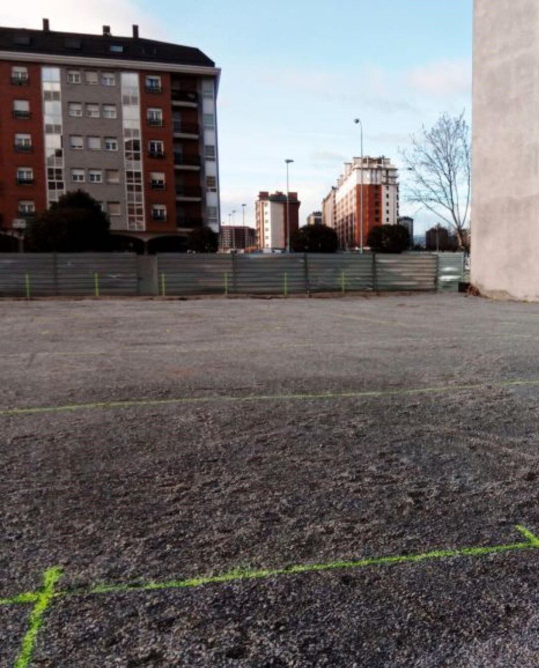 El aparcamiento se habilitó hace dos años en el solar del antiguo cuartel de la Guardia Civil