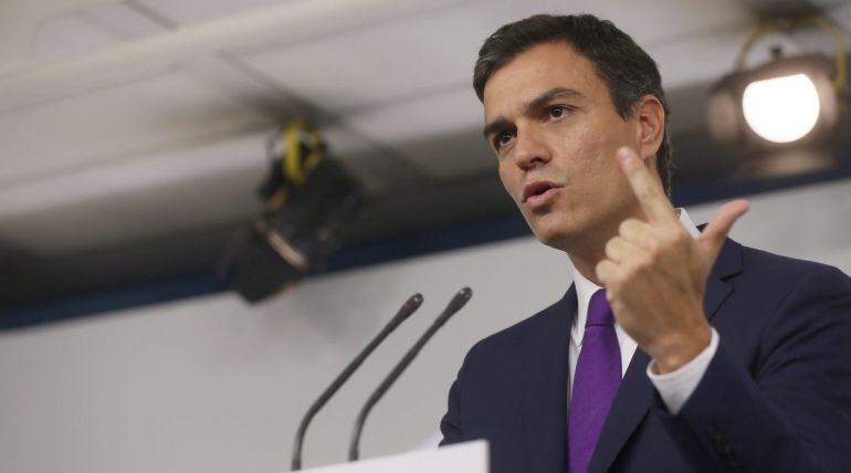 El secretario general del PSOE, Pedro Sánchez, durante una rueda de prensa en Ferraz