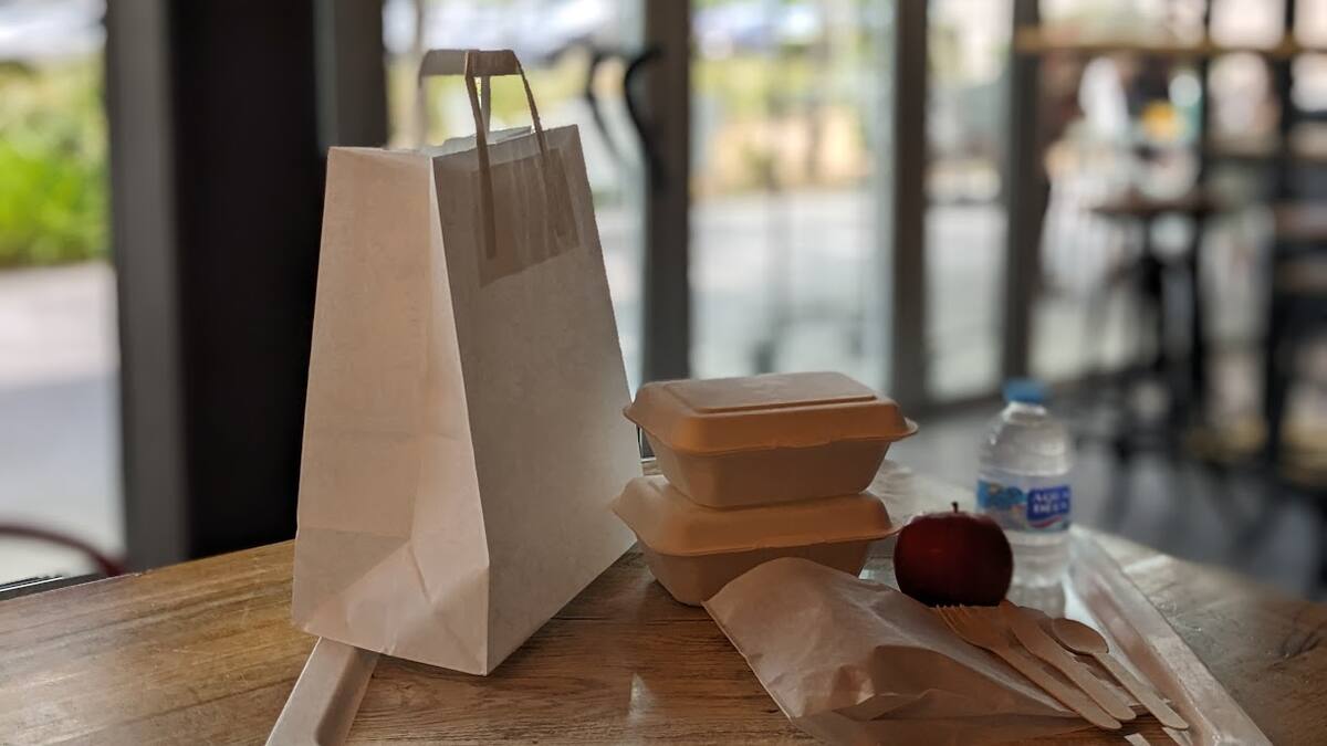 Hablamos con Ángel Pastor Casado, gobernante del Área de Servicios Generales y Hostelería del Hospital Universitario de Fuenlabrada