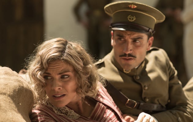 Amaia Salamanca y Álex García, protagonistas de &#039;Tiempos de guerra&#039;