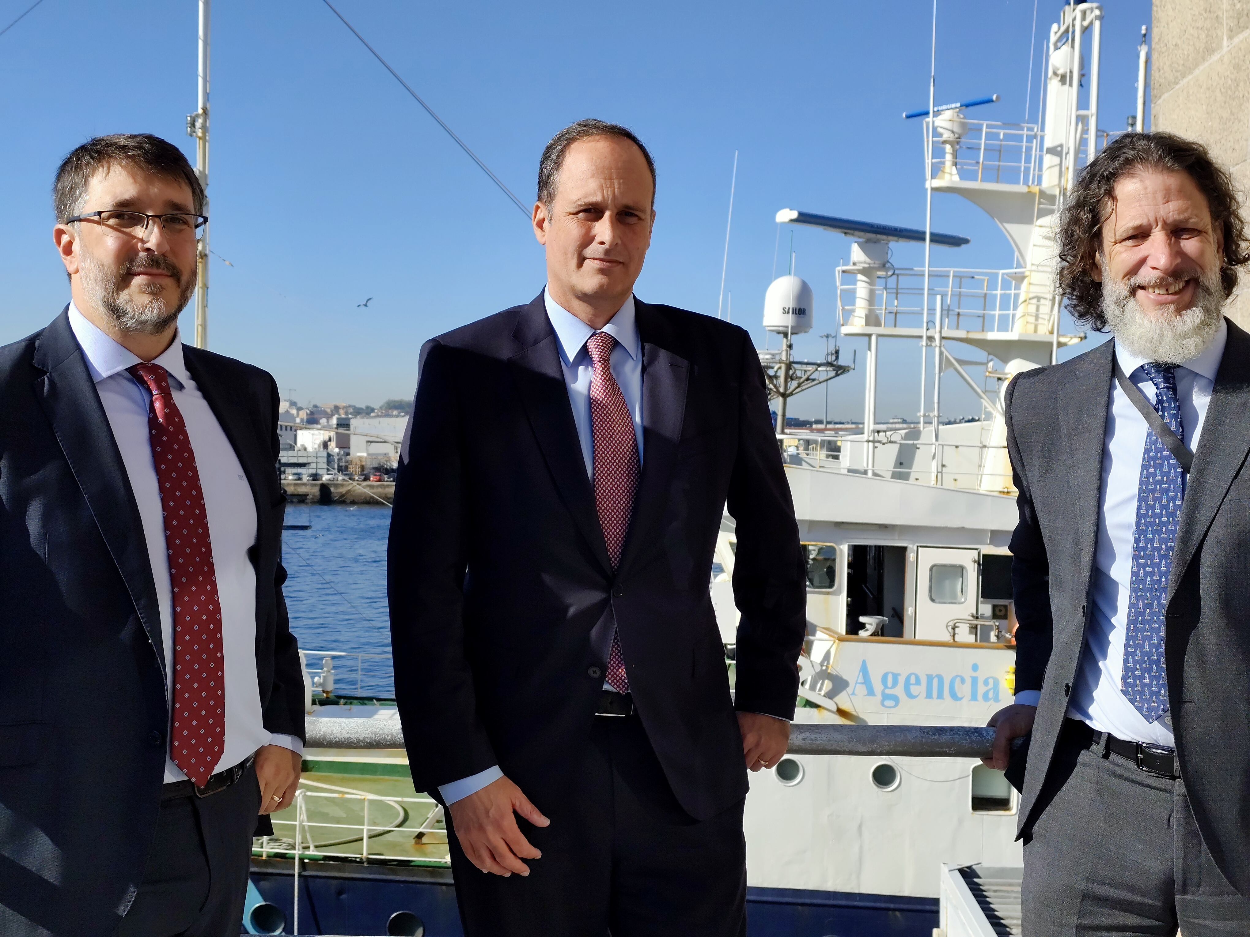 Rubén Marín (izquierda), nuevo director general del Puerto de Vigo