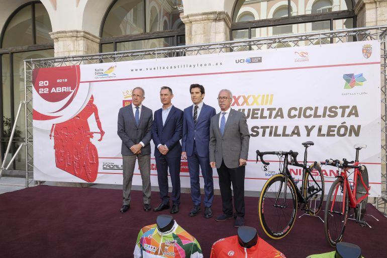 Un momento de la presentación de la XXXIII Vuelta Ciclista a Castilla y León