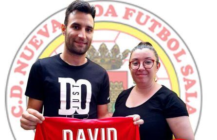 David Losilla sigue en Elda