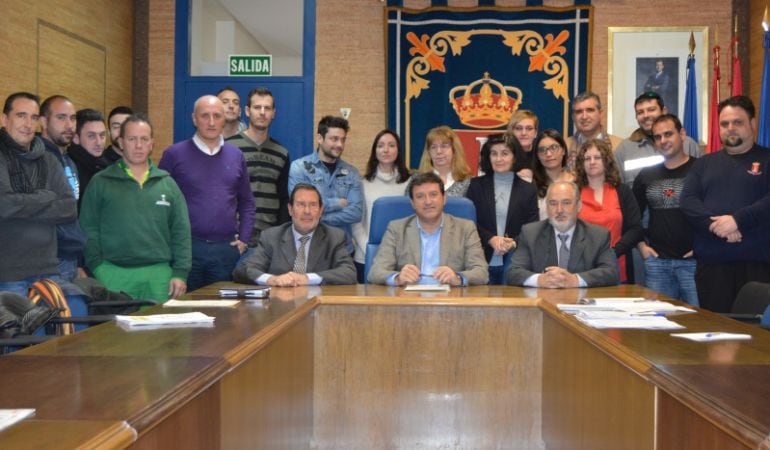 Los sindicatos han firmado el acuerdo con el gobierno municipal de Humanes