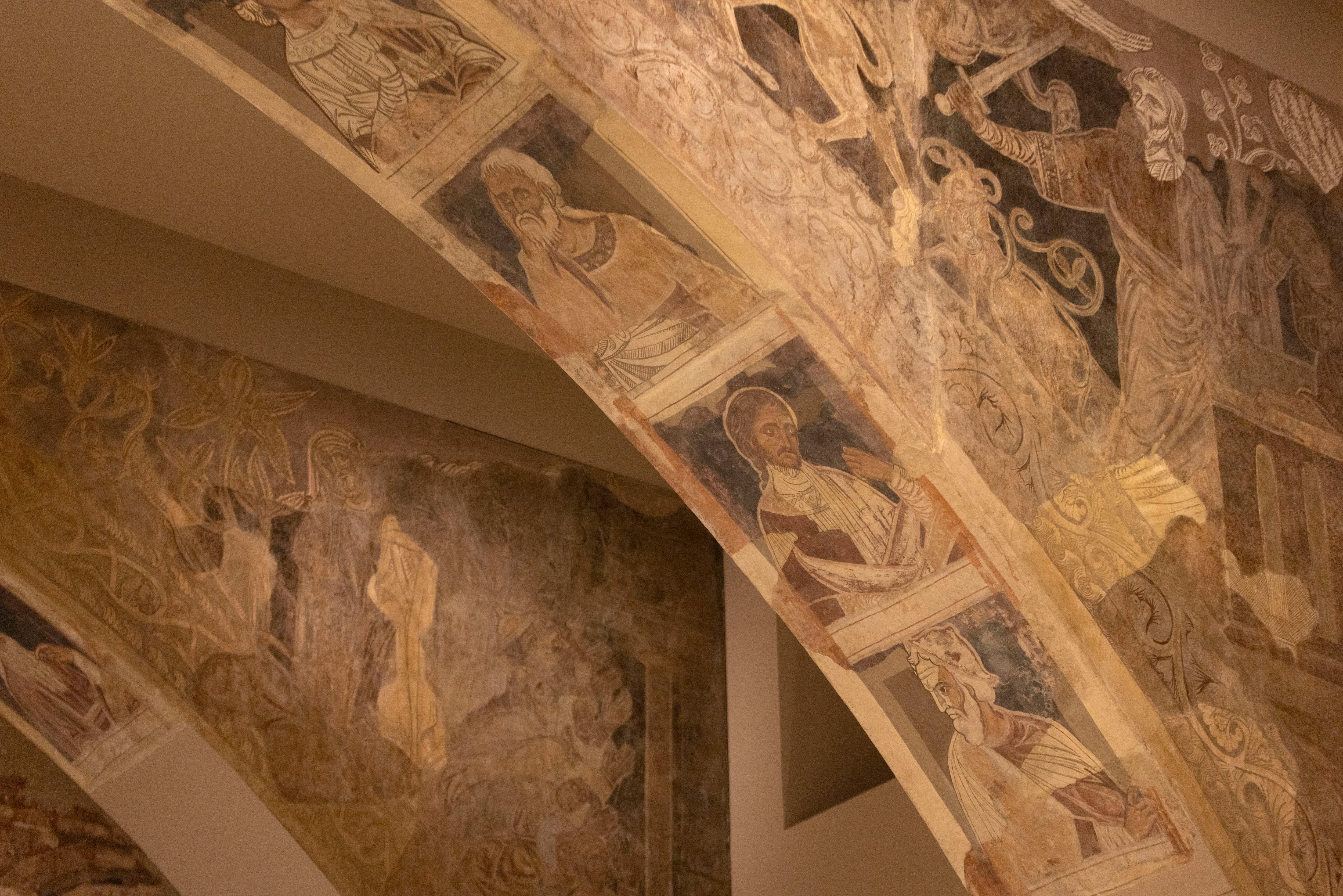 Pinturas murales de Sijena en una imagen de archivo. EFE/ Marta Pérez