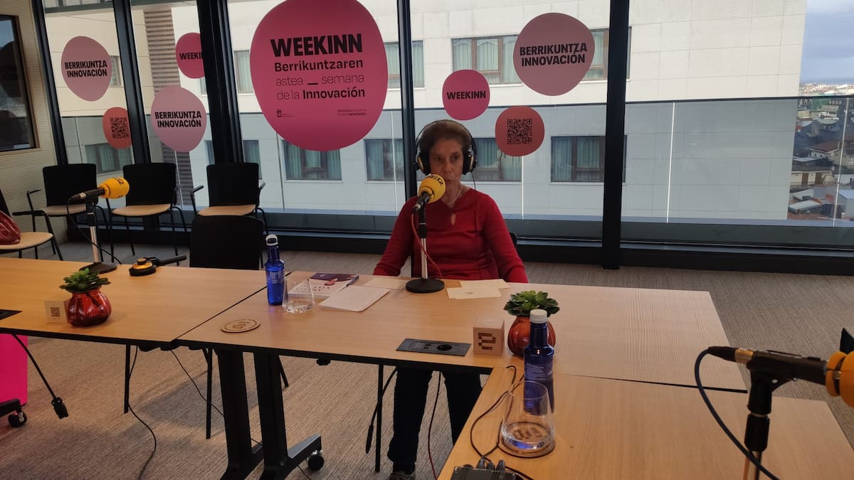 “Así lo viví yo”: un libro que repasa casi 40 años de evolución de la enfermería en Gipuzkoa