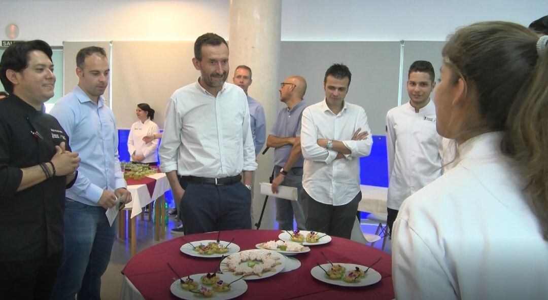 curso de Ayudante de Camarero