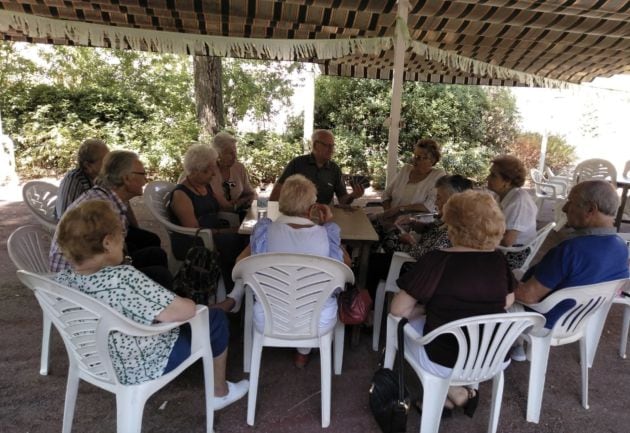 Neme con sus amigos de la residencia