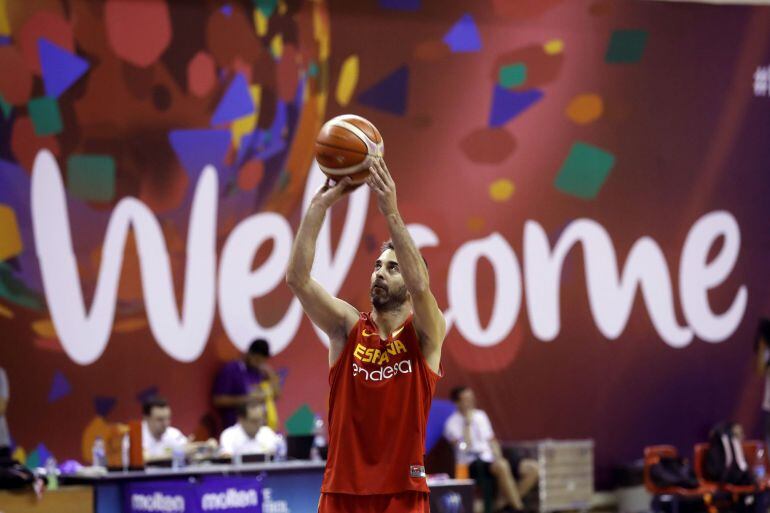 El escolta de la selección española de baloncesto Juan Carlos Navarro durante el entrenamiento realizado previo a Turquía. 