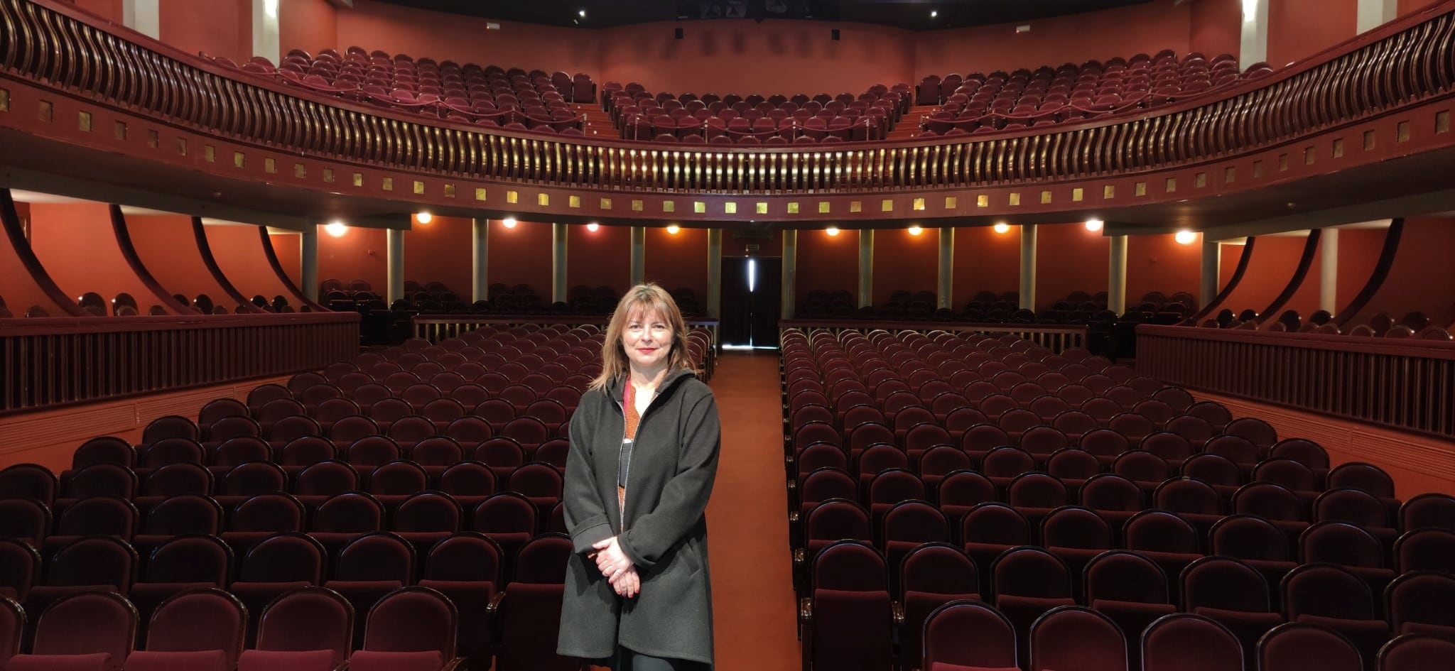 La concejala de Cultura, Rosa Vidal, presenta la programación del Teatro Castelar de Elda