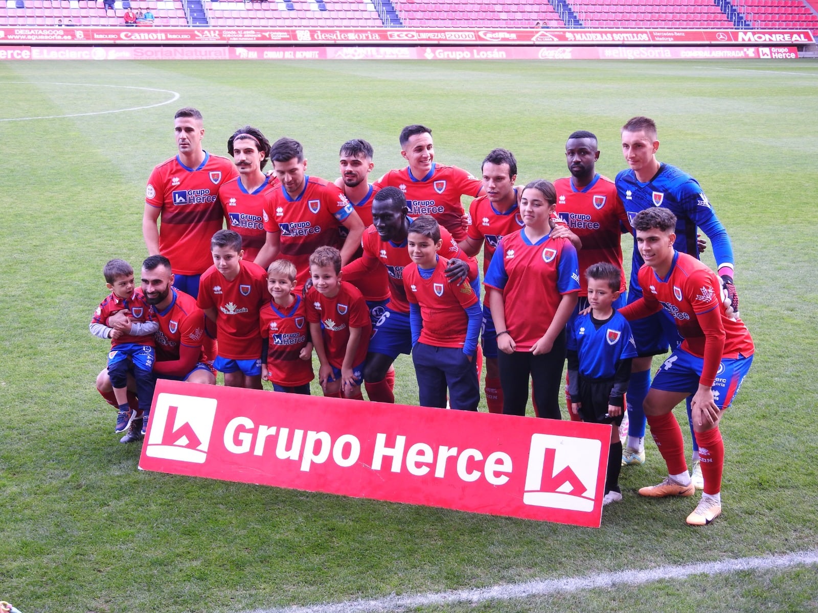 Once del Numancia ante el Getafe B en Los Pajaritos.