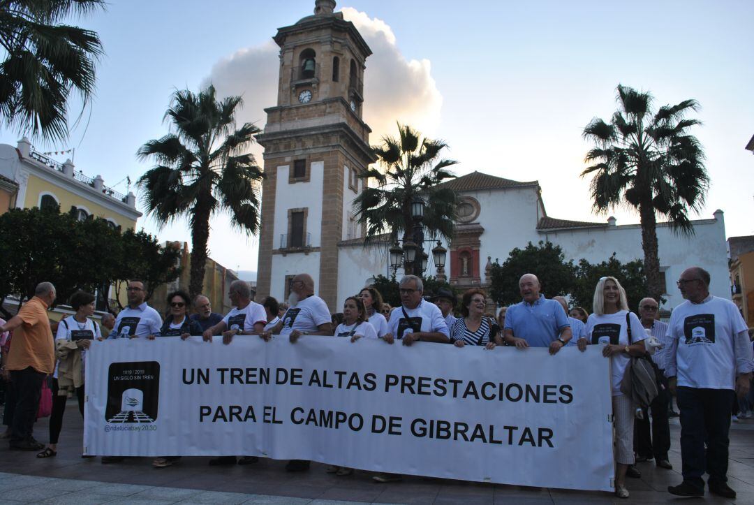 Manifestación en defensa del ferrocarril