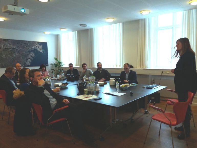 Reunión en Copenhague para conocer una experiencia de regeneración urbana de esa localidad. 