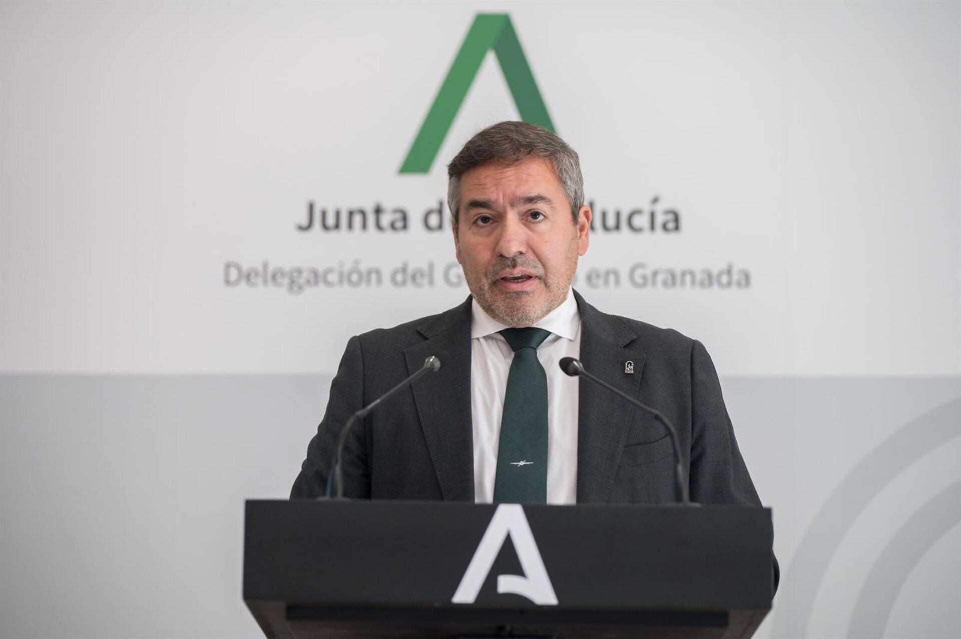 El delegado territorial de Economía, Hacienda y Fondos Europeos y Política Industrial y Energía de la Junta en Granada, Gumersindo Fernández
La provincia de Granada "bate récord histórico de exportaciones en el primer semestre de 2025 con un total de 960 millones en ventas y un crecimiento de más del tres por ciento respecto al mismo periodo del año anterior, por encima de la media española", según ha explicado el delegado territorial de Economía, Hacienda y Fondos Europeos y Política Industrial y Energía, Gumersindo Fernández, este jueves en rueda de prensa.
POLITICA ANDALUCÍA ESPAÑA EUROPA GRANADA AUTONOMÍAS
JUNTA