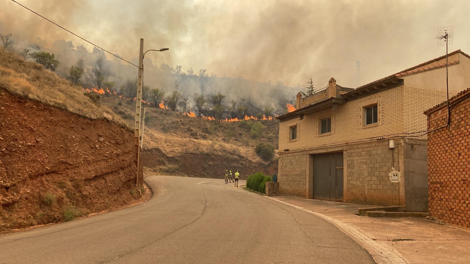 Desalojado Moros por el incendio de Ateca