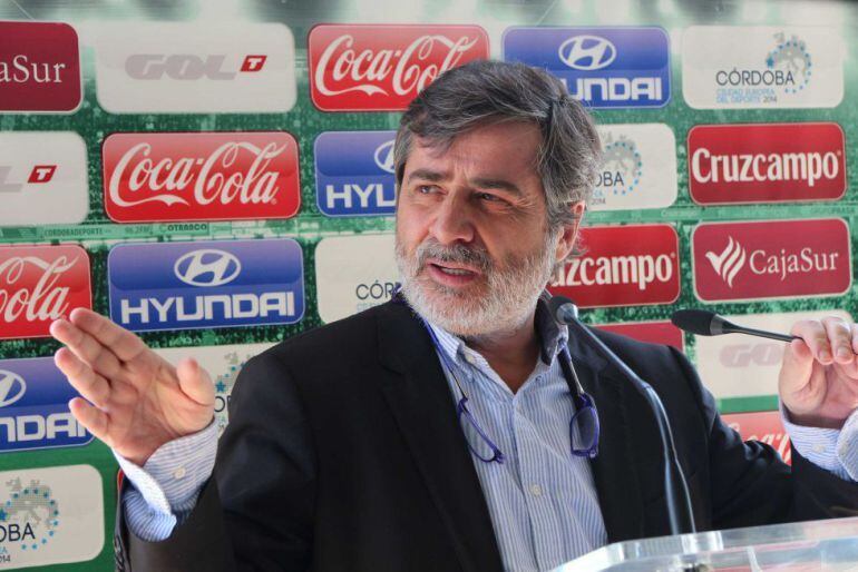 Carlos González