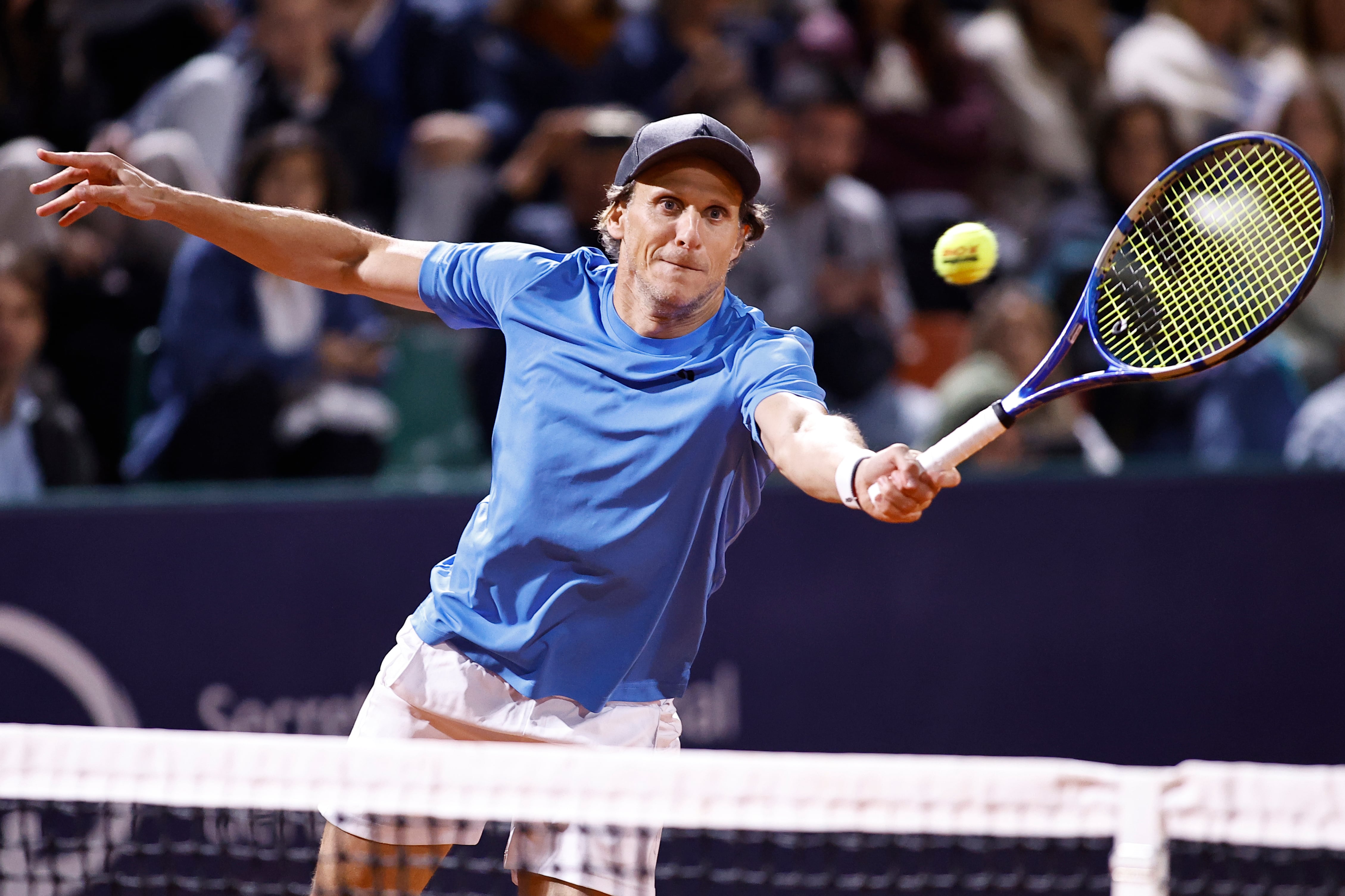 "Me sentí un poquito jugador de tenis": el exfutbolista Diego Forlán debuta en el circuito ATP en el cuadro de dobles del Uruguay Open