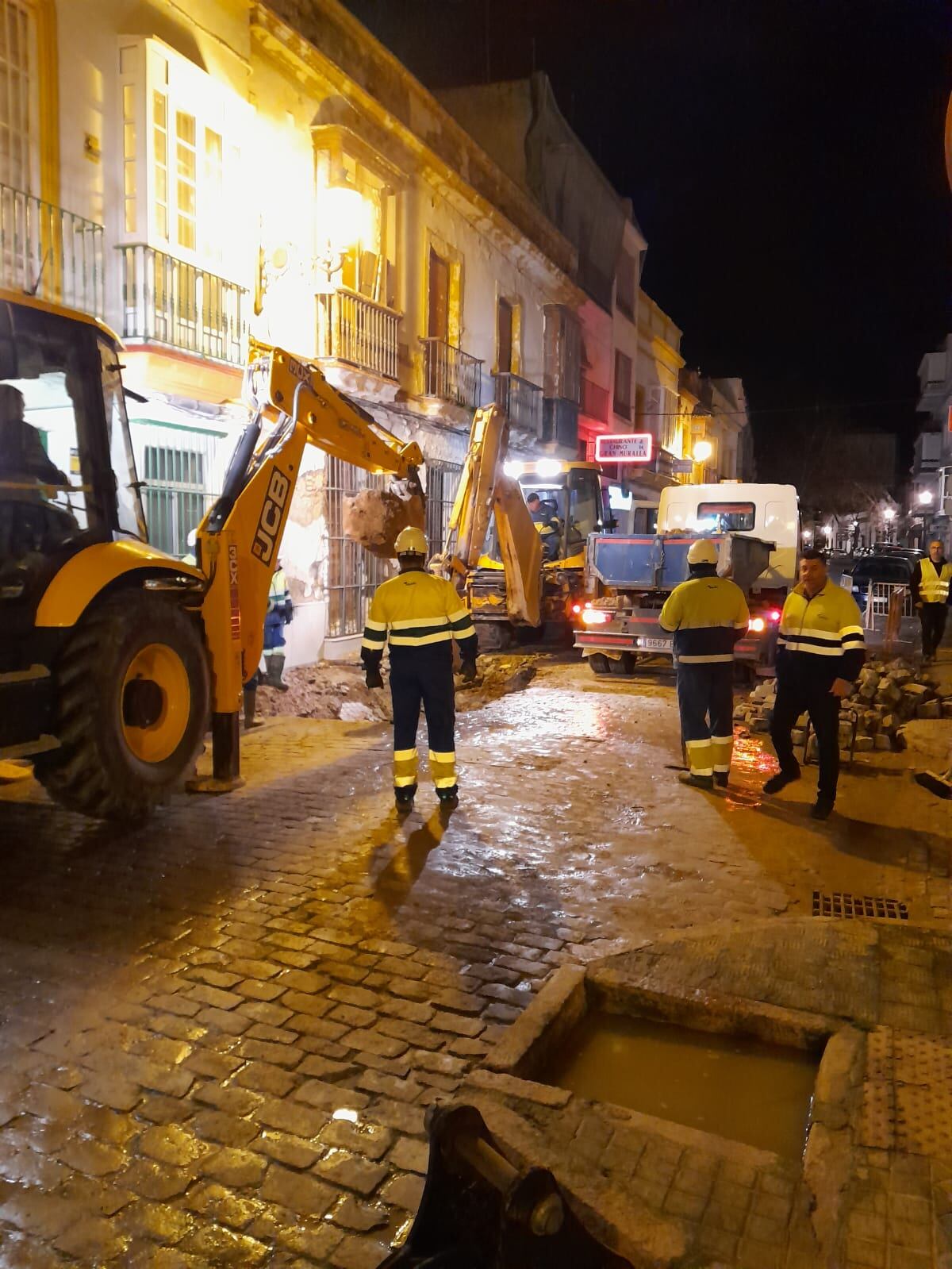La reparación obligó al corte de tráfico en la zona