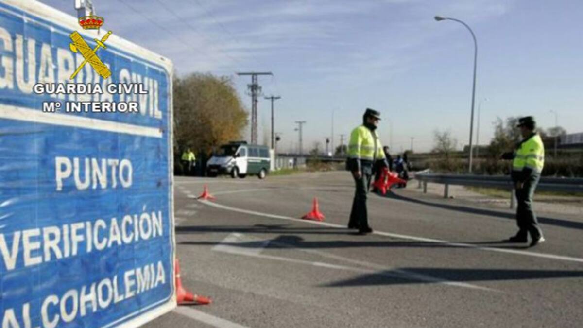 Detenido en la N110 por conducir sin carné por sentencia judicial