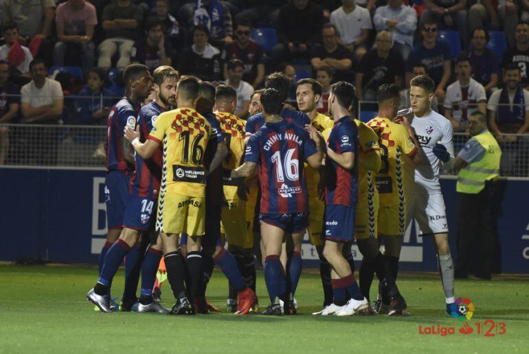 El SD Huesca - Nastic está bajo sosprecha