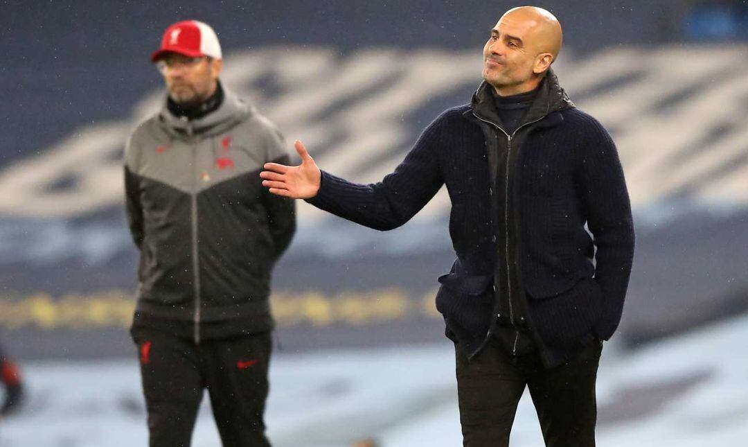 Klopp y Guardiola, en un partido entre el Liverpool y el Manchester City.