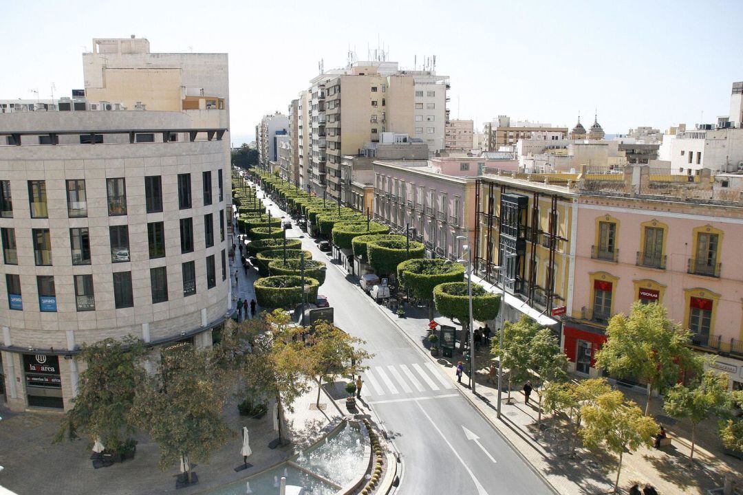 En busca del cosenso para peatonalizar el centro de Almería.