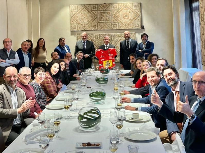 Cena de despedida por la jubilación de Javier García, ex director director de Marketing y Responsabilidad Corporativa de Helvetia Seguros